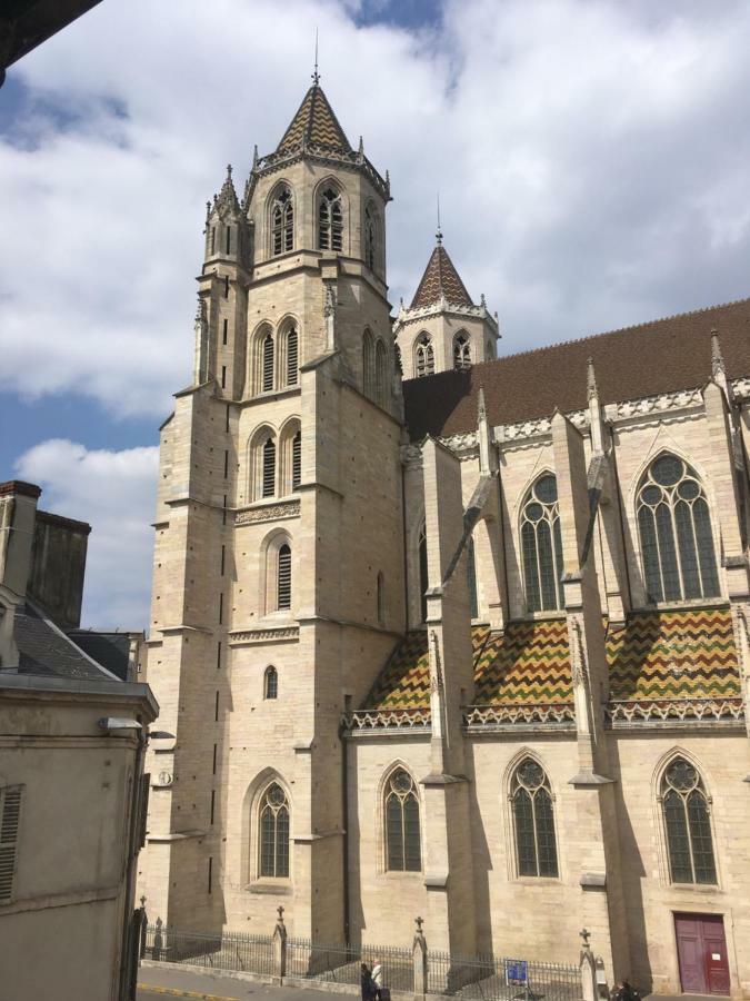 Appartements Atypiques Centre Historique Dijon Exterior photo